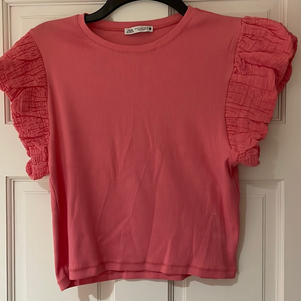 Zara Barbie pink stretchy short sleeve top in size medium